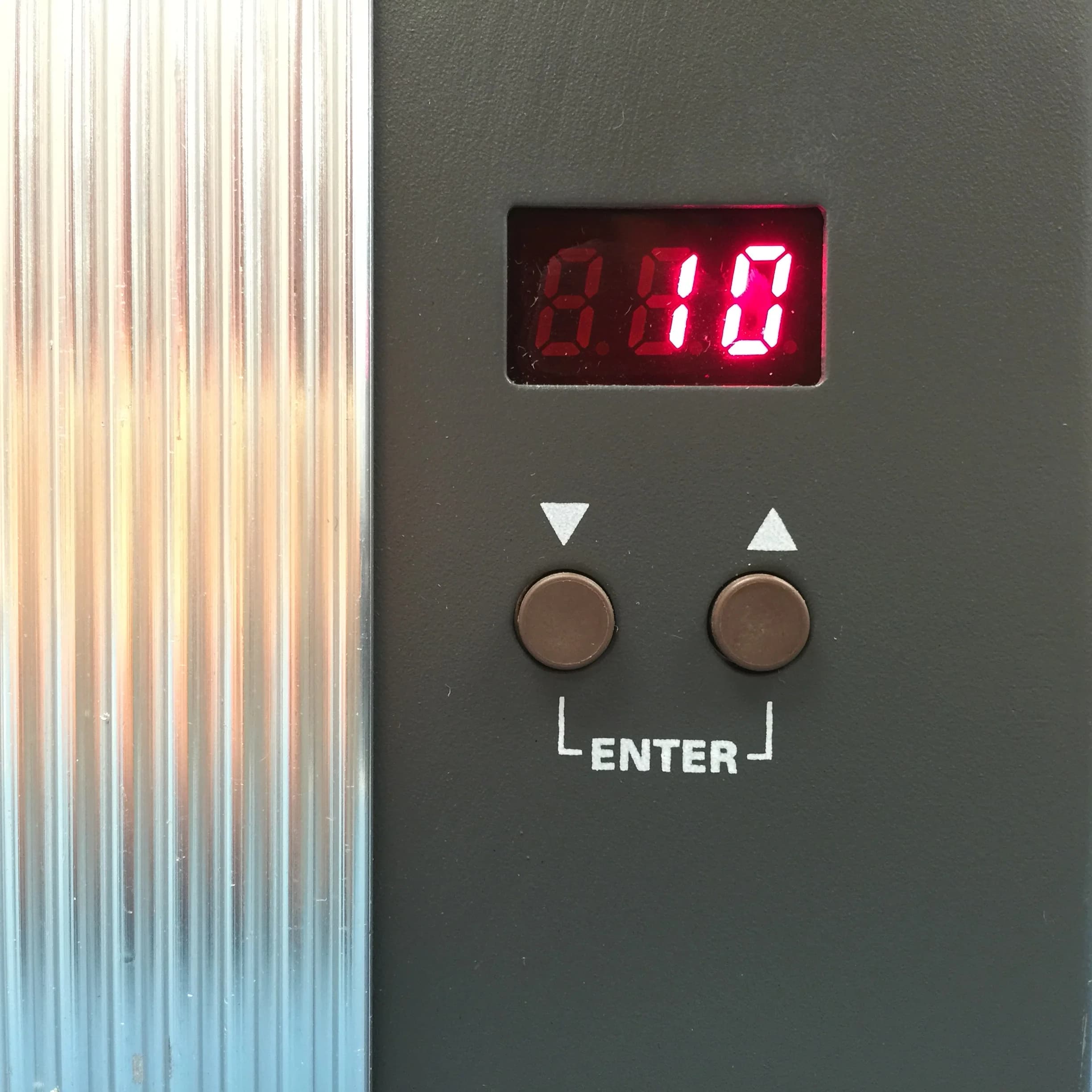 QUICK 6102A1 Fume Extraction Station